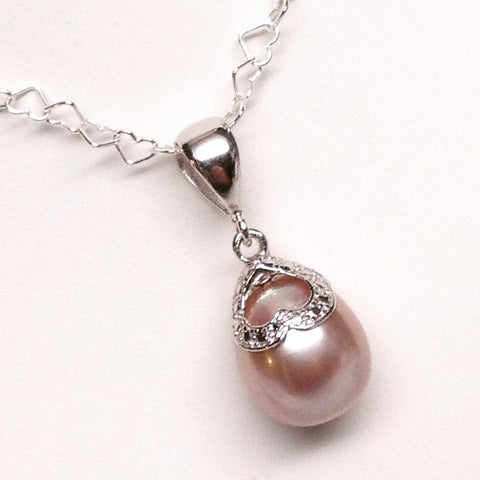 HEART PETALS Metallic Lavender Freshwater Cultured Pearl Pendant